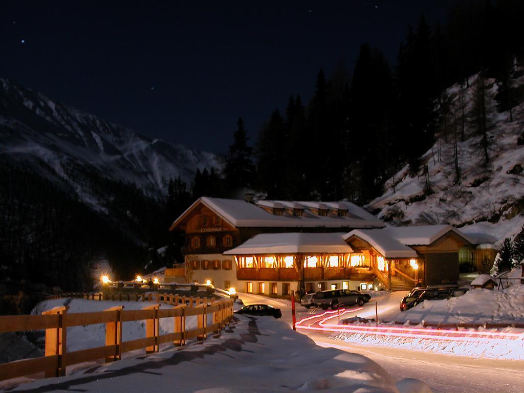 Alpengasthof Lucknerhaus Hotel Kals am Grossglockner Exterior photo